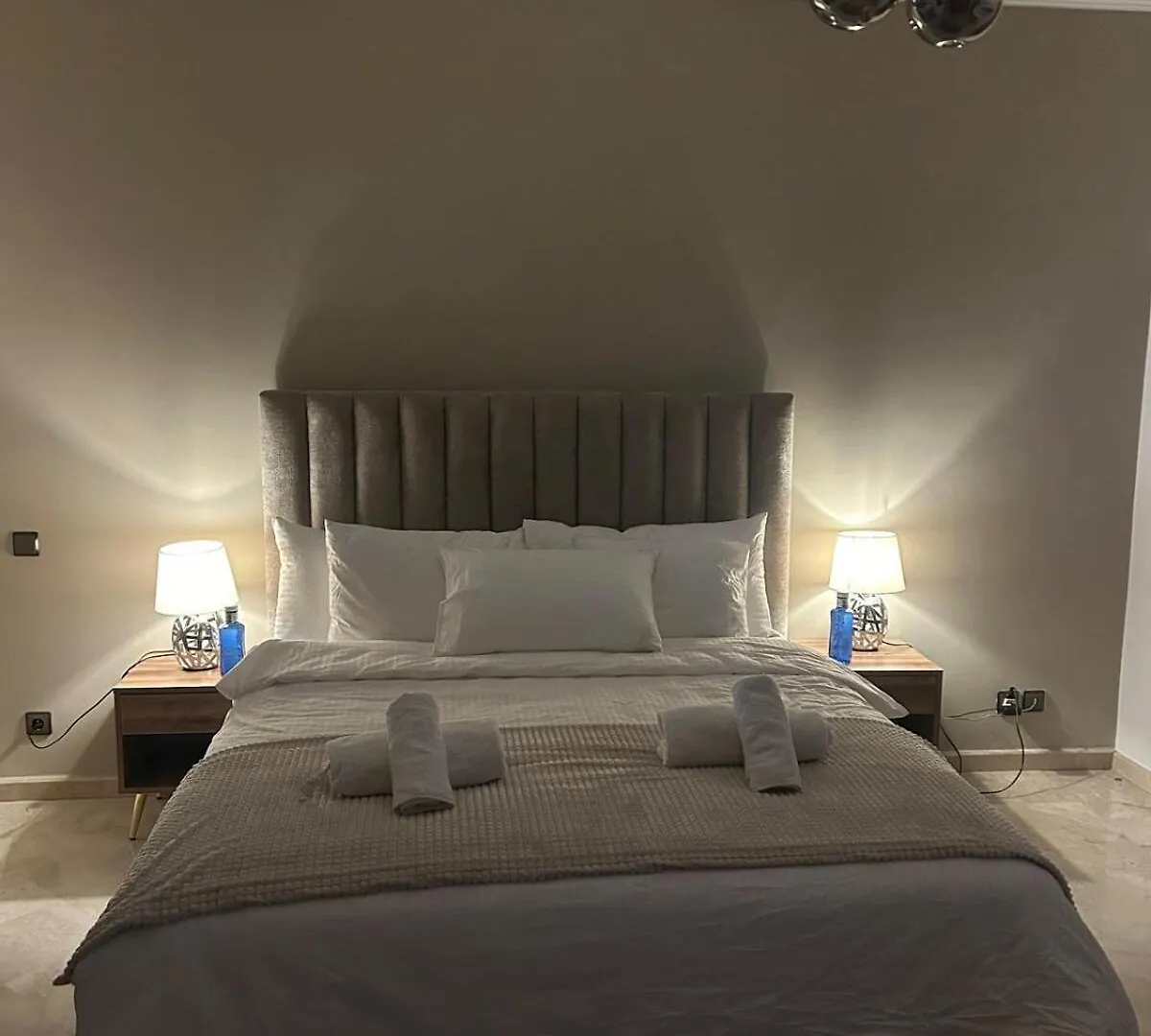 2-Bedroom Luxury Contemporary Apartment Hivernage Marrakesh Morocco