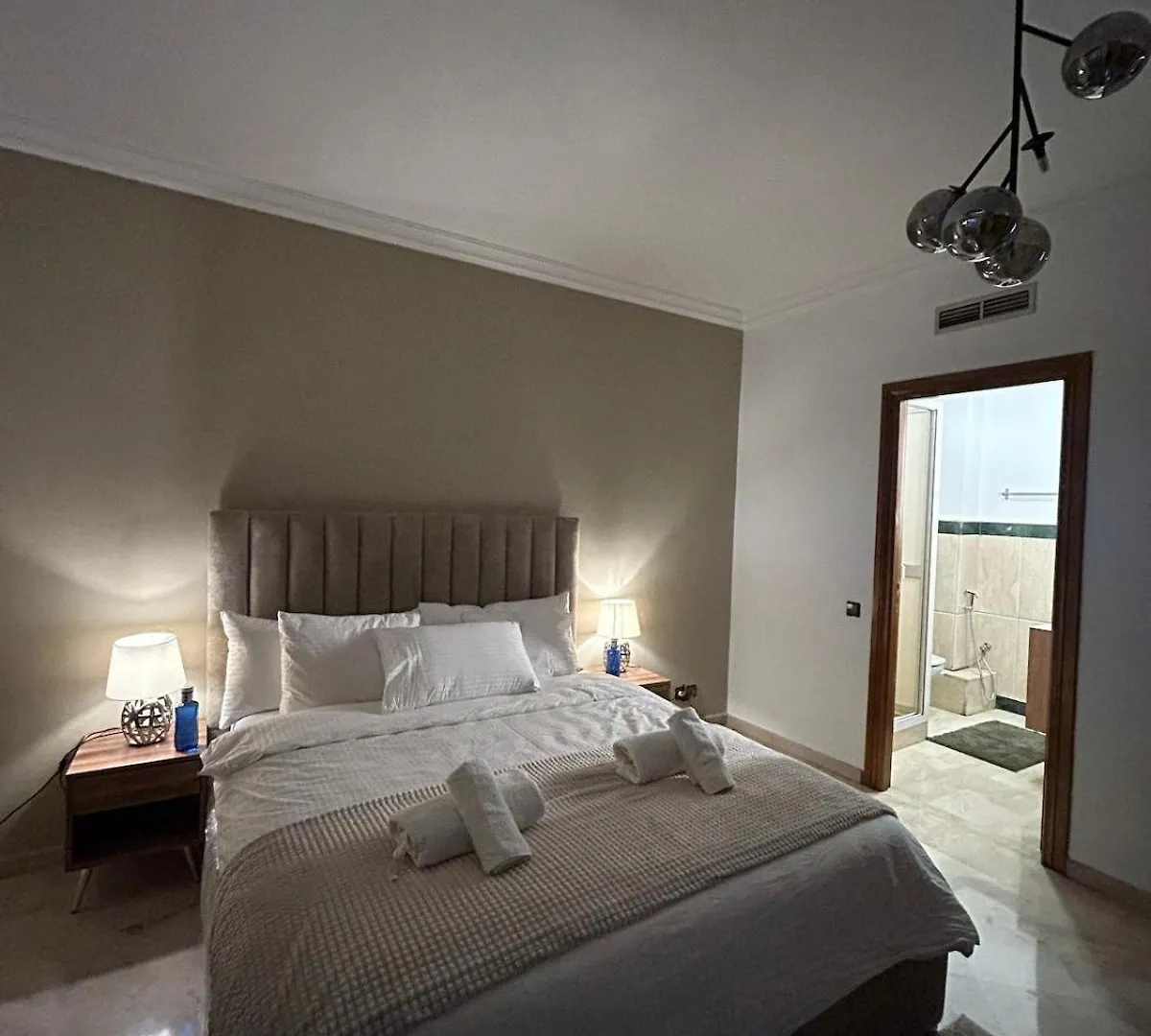2-Bedroom Luxury Contemporary Apartment Hivernage Marrakesh Morocco